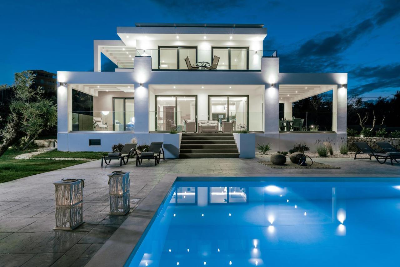 Valentino Luxury Villa Planos  Exterior photo