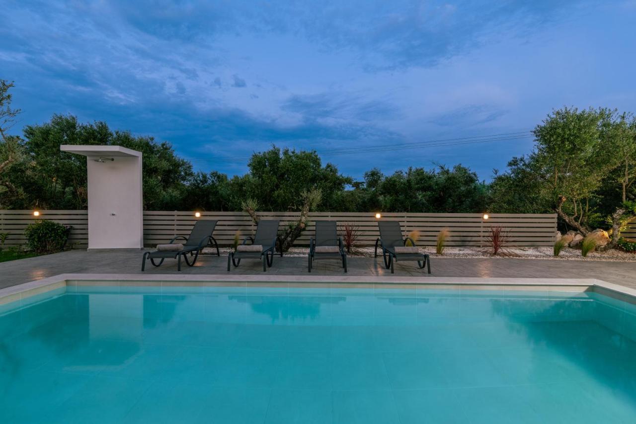 Valentino Luxury Villa Planos  Exterior photo