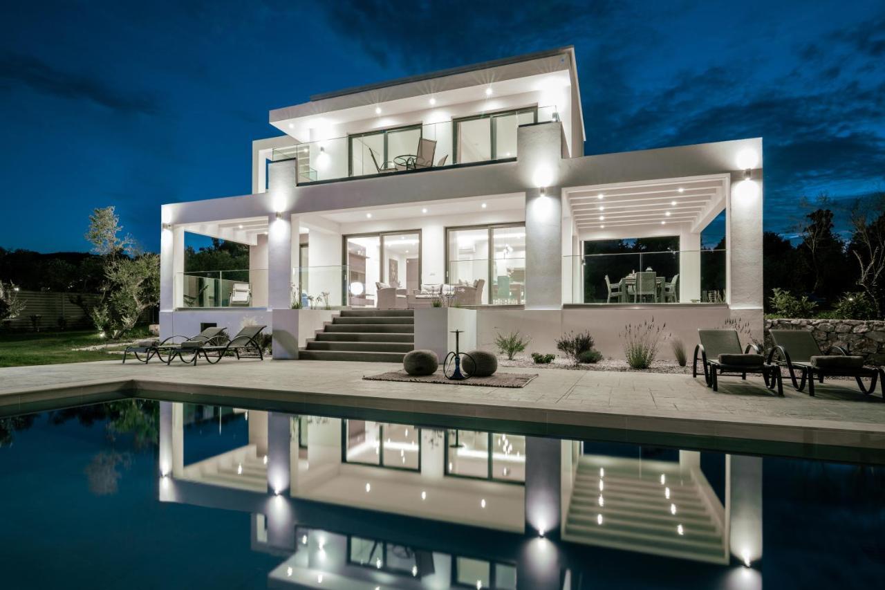 Valentino Luxury Villa Planos  Exterior photo